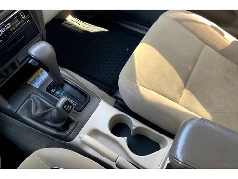 Used 2004 Mitsubishi Montero Sport XLS image 19