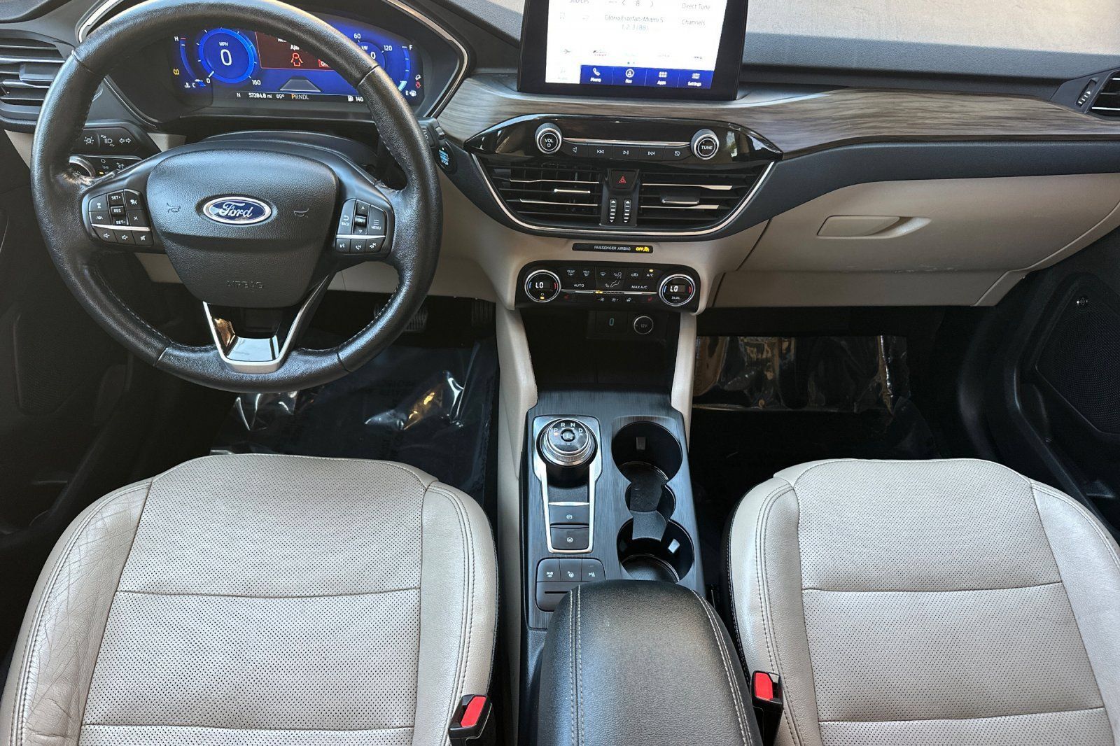 Used 2020 Ford Escape Titanium FWD image 12