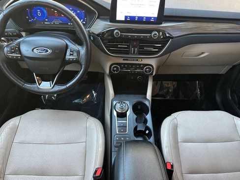 Used 2020 Ford Escape Titanium FWD image 12