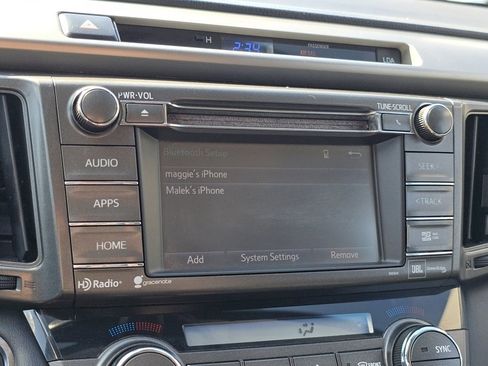 Used 2015 Toyota RAV4 Limited w/ Technology Package image 8