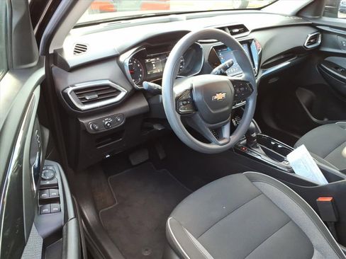 Used 2023 Chevrolet TrailBlazer LT w/ Convenience Package image 15