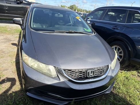 Used 2014 Honda Civic LX image 2