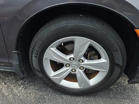 Used 2019 Honda Odyssey EX image 36