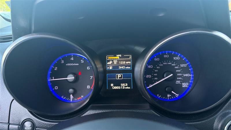 Used 2015 Subaru Legacy 3.6R Limited AWD/4WD image 30