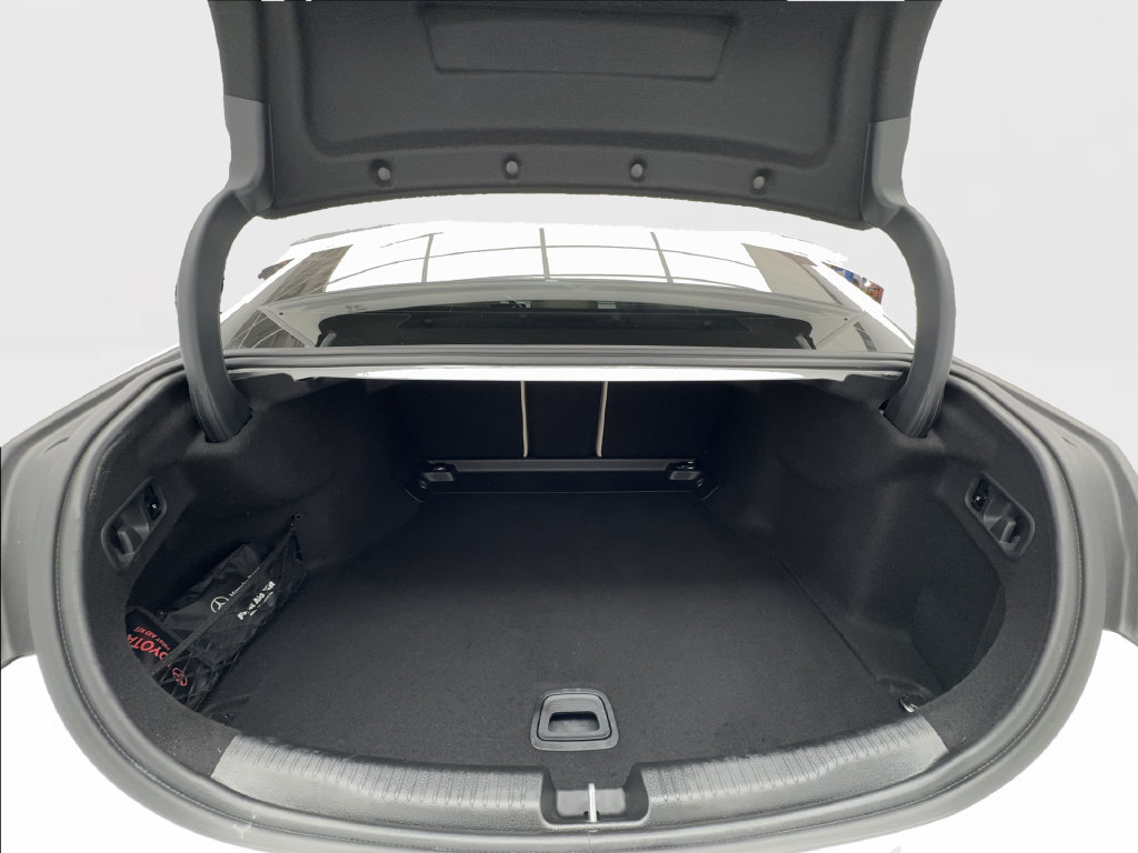 Used 2023 Mercedes-Benz C 300 Sedan image 19