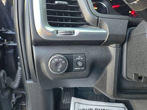 Used 2013 GMC Acadia SLE AWD/4WD image 16