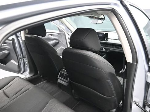 Certified 2025 Honda Accord LX image 19