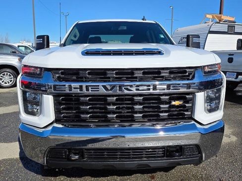 Used 2021 Chevrolet Silverado 2500 LT AWD/4WD image 3