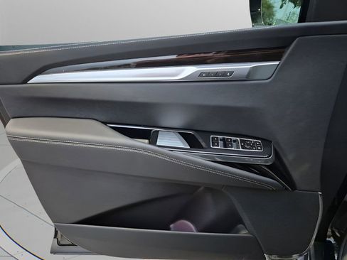 Used 2026 Cadillac Escalade 2WD w/ LPO, Floor Liner Package image 26