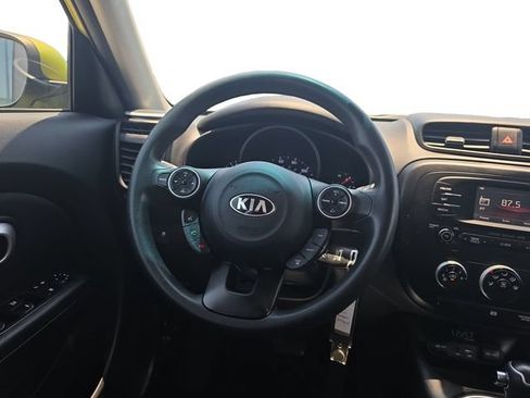 Used 2015 Kia Soul FWD image 14