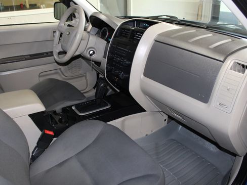 Used 2008 Ford Escape XLS FWD image 23