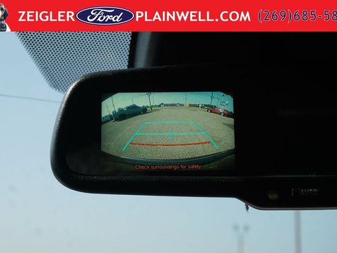 Used 2018 Toyota C-HR XLE FWD image 18