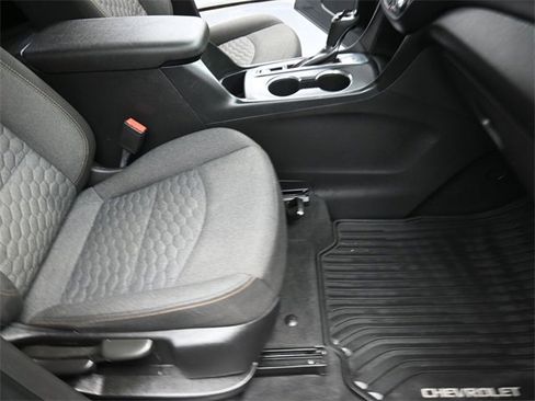 Used 2020 Chevrolet Equinox LT image 26