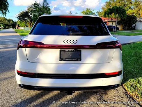 Used 2021 Audi e-tron Premium Plus w/ Premium Plus Package image 14