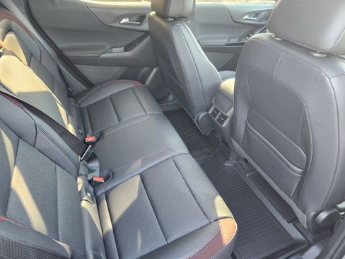 New 2026 Chevrolet Equinox RS image 9