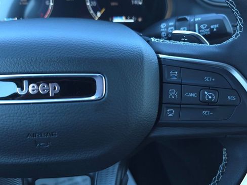 New 2026 Jeep Grand Cherokee Laredo AWD/4WD image 27