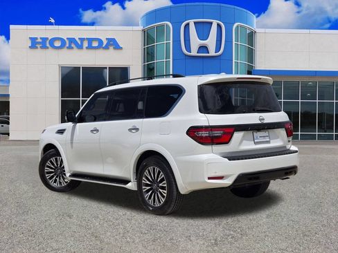 Used 2024 Nissan Armada SL w/ Midnight Edition Package RWD image 5