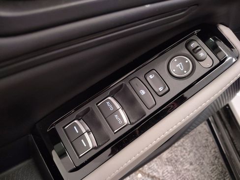 Used 2024 Honda Accord Touring image 20