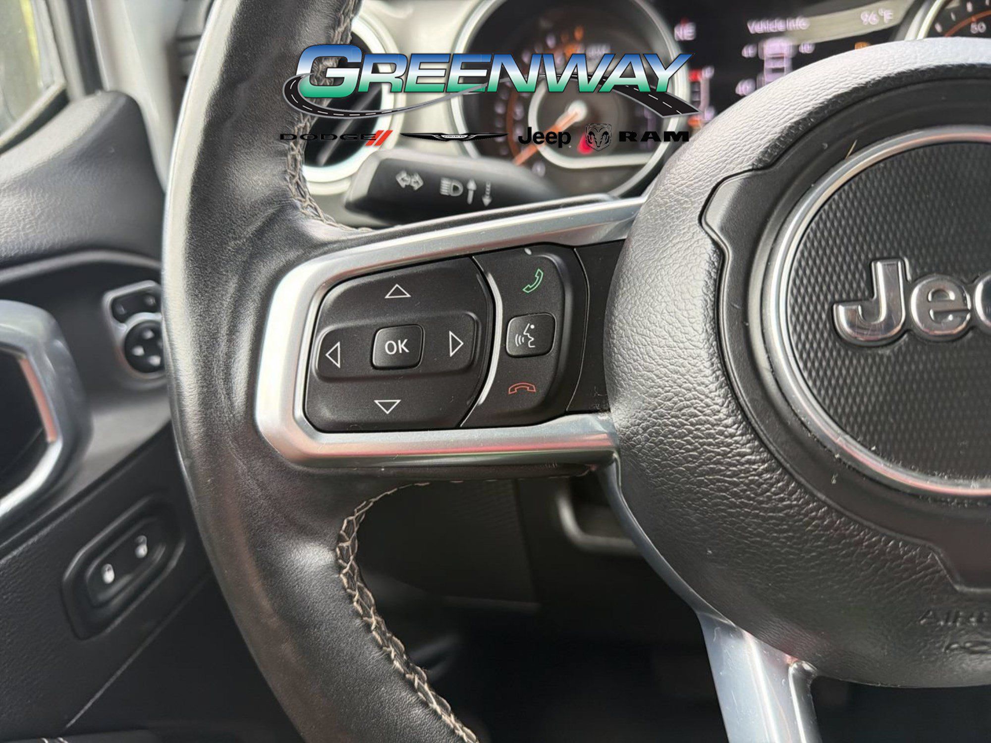 Used 2022 Jeep Wrangler Unlimited Sahara w/ Cold Weather Group AWD/4WD image 25