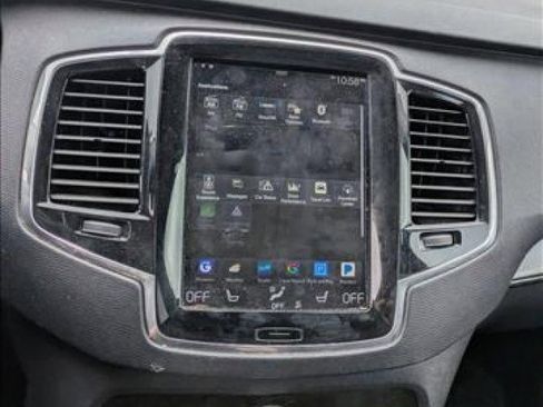 Used 2018 Volvo XC90 T6 Momentum w/ Convenience Package image 12