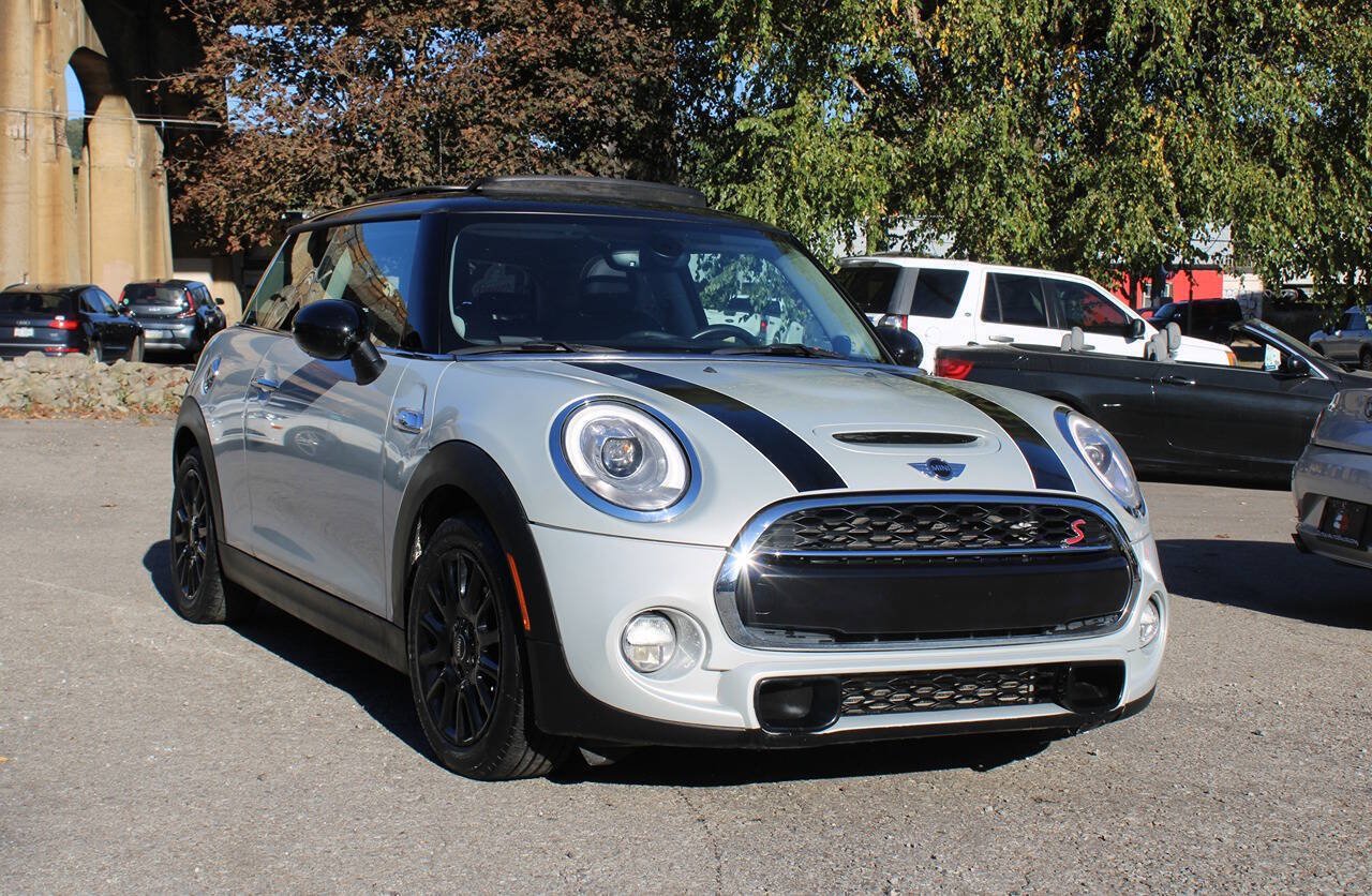 Used 2017 MINI Cooper S FWD image 11
