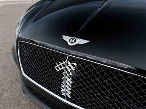 Used 2020 Bentley Continental GT image 24