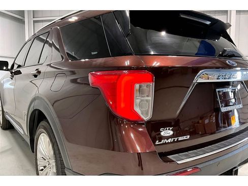 Used 2020 Ford Explorer Limited w/ Class III Trailer Tow Package AWD/4WD image 31
