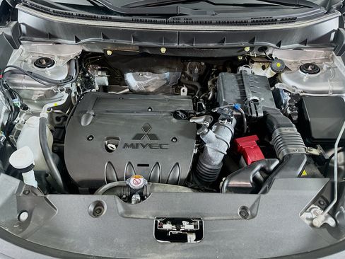 Used 2025 Mitsubishi Outlander Sport AWD image 30
