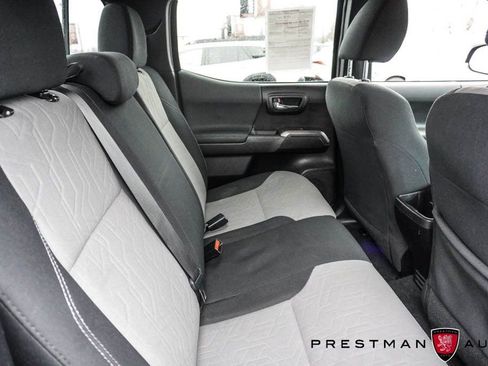 Used 2020 Toyota Tacoma TRD Off-Road w/ Technology Package image 43