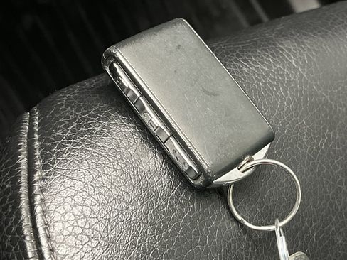 Used 2019 Volvo XC90 T5 Momentum w/ Advanced Package image 29