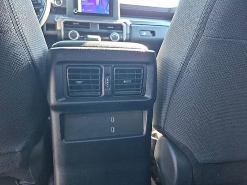 Used 2025 Toyota 4Runner SR5 AWD/4WD image 27