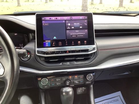 Used 2022 Jeep Compass Trailhawk w/ Trailhawk Elite Group image 14