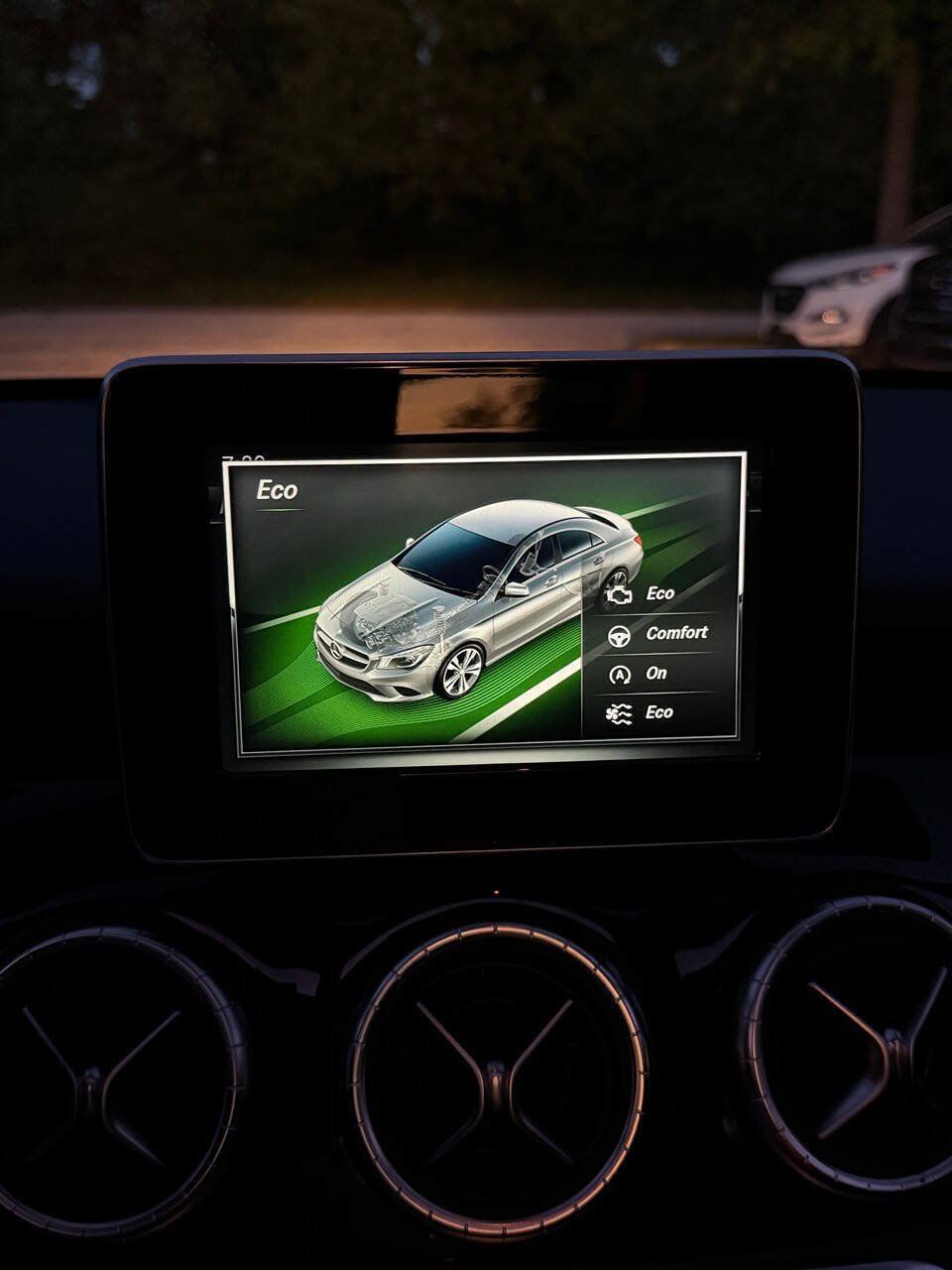 Used 2016 Mercedes-Benz CLA 250 4MATIC image 49