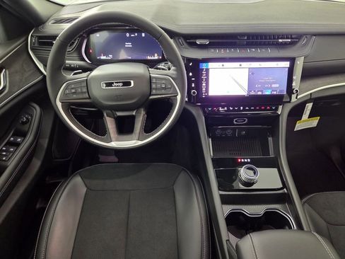 New 2026 Jeep Grand Cherokee Altitude RWD image 12