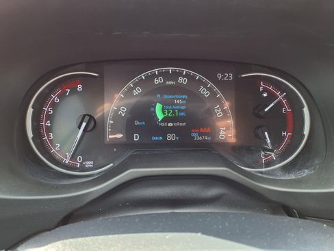 Used 2023 Toyota RAV4 LE image 14