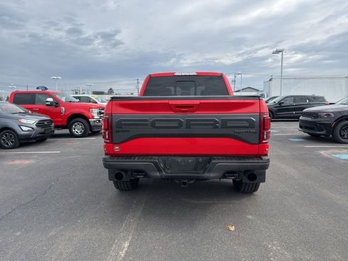 Used 2018 Ford F150 Raptor w/ Equipment Group 802A Luxury image 5