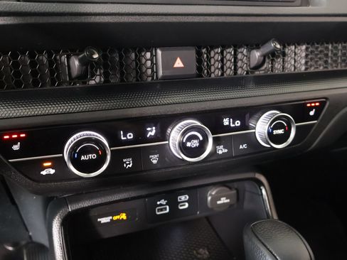 Used 2024 Honda CR-V EX image 7