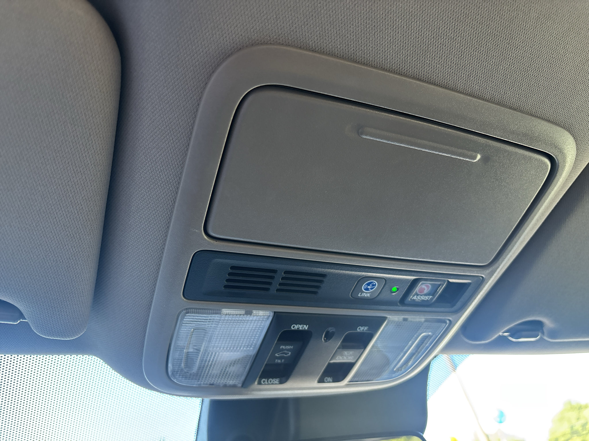 Used 2021 Honda Pilot Touring image 17