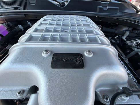 Used 2022 Dodge Challenger SRT Hellcat RWD image 17