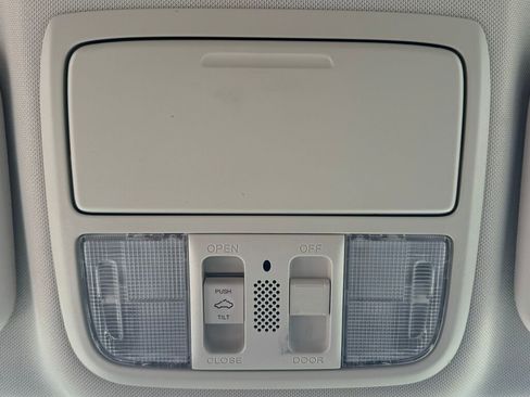 Used 2014 Honda CR-V EX image 31