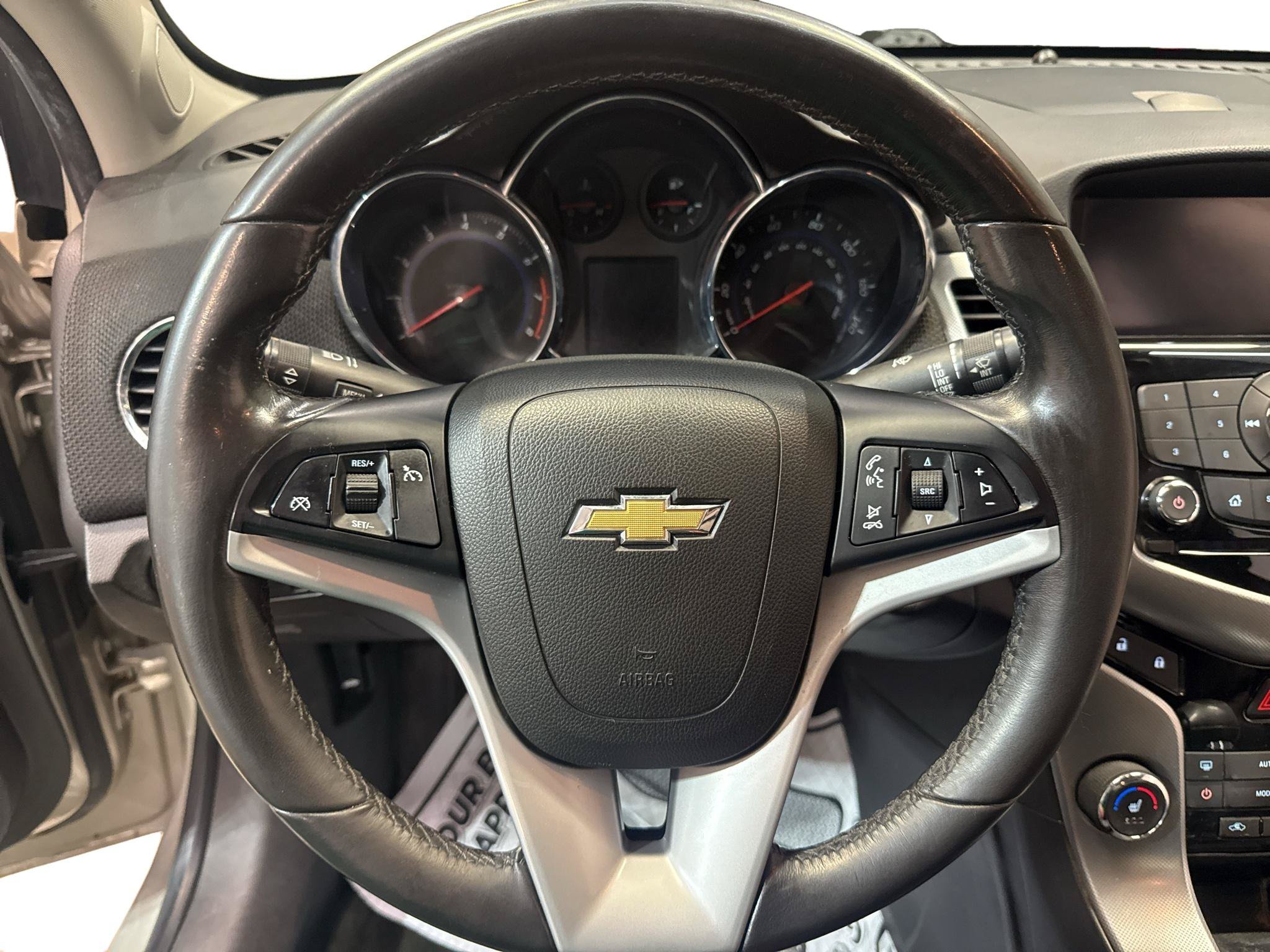 Used 2013 Chevrolet Cruze LTZ w/ Enhanced Safety Package FWD image 11
