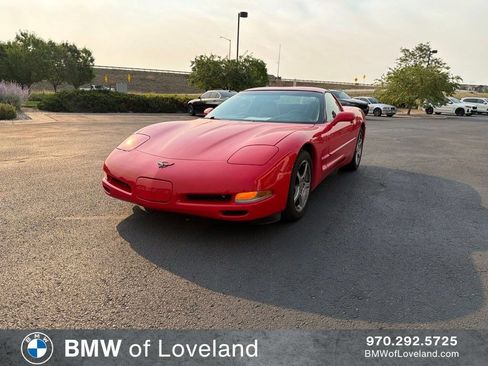 Used 2001 Chevrolet Corvette Coupe w/ Preferred Equipment Group2 RWD image 1