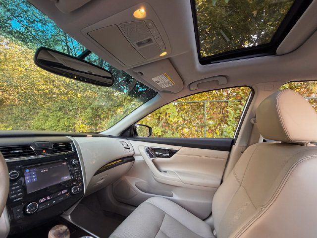 Used 2014 Nissan Altima 3.5 SL w/ Technology Package FWD image 36