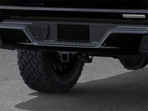 New 2026 GMC Canyon Elevation w/ Convenience Package image 14