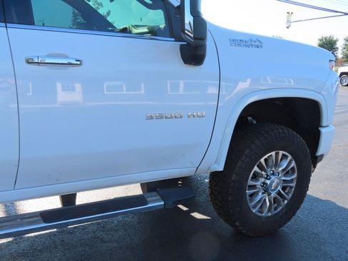Used 2022 Chevrolet Silverado 3500 High Country w/ Safety Package II AWD/4WD image 23