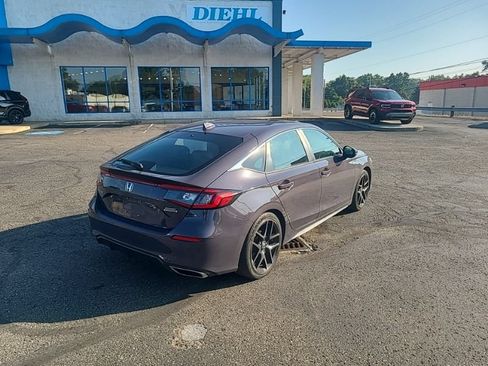 Used 2023 Honda Civic Sport Touring image 5