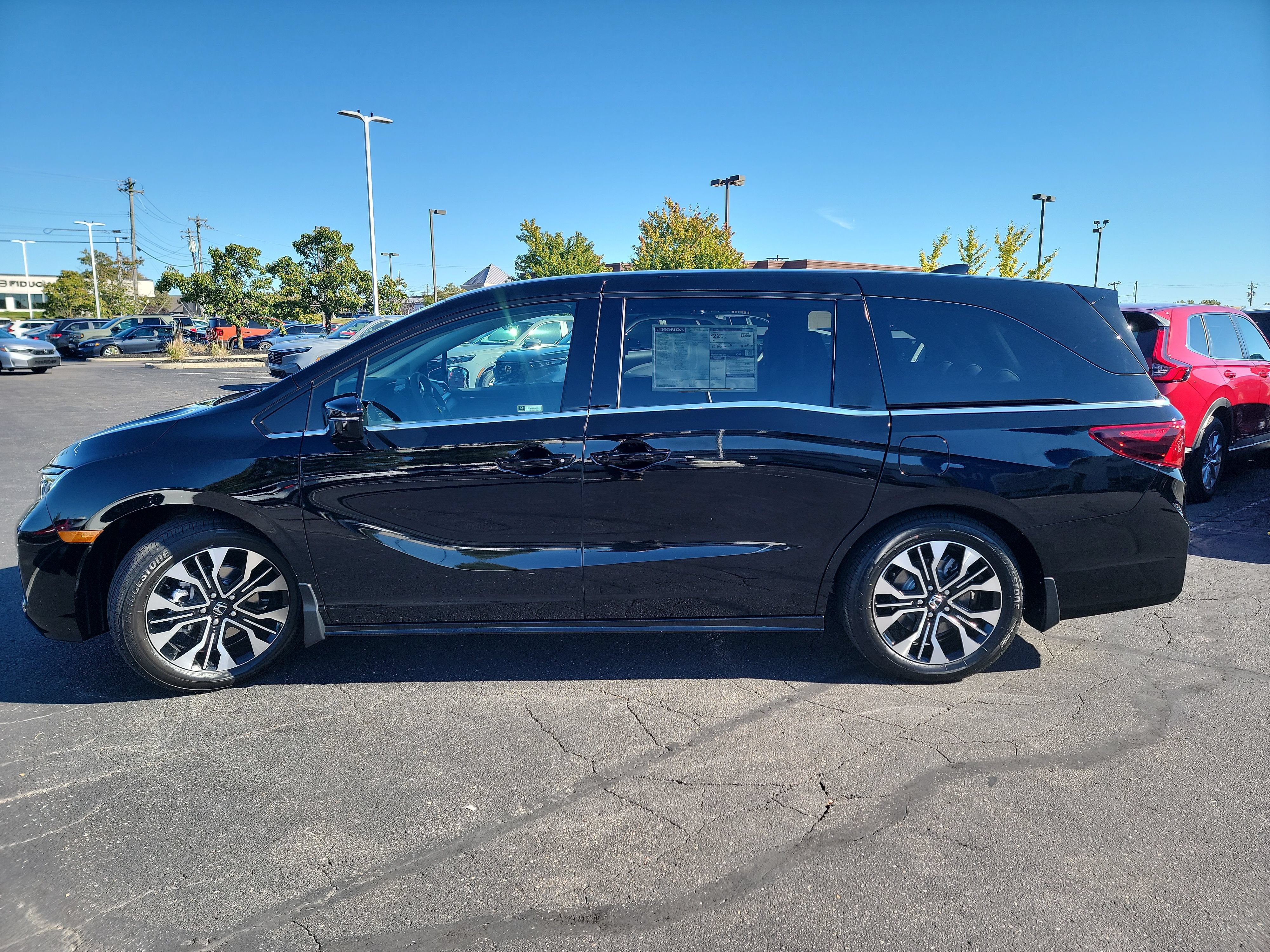 New 2027 Honda Odyssey Elite image 4