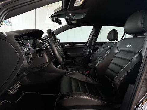Used 2019 Volkswagen Golf R 4-Door image 10