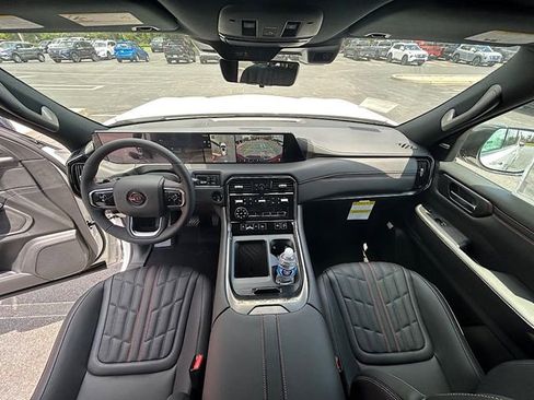 New 2025 Nissan Armada PRO-4X w/ Pro-4X Premium Package image 20