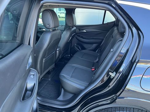 Used 2021 Buick Encore GX Select w/ Sport Touring Package FWD image 11